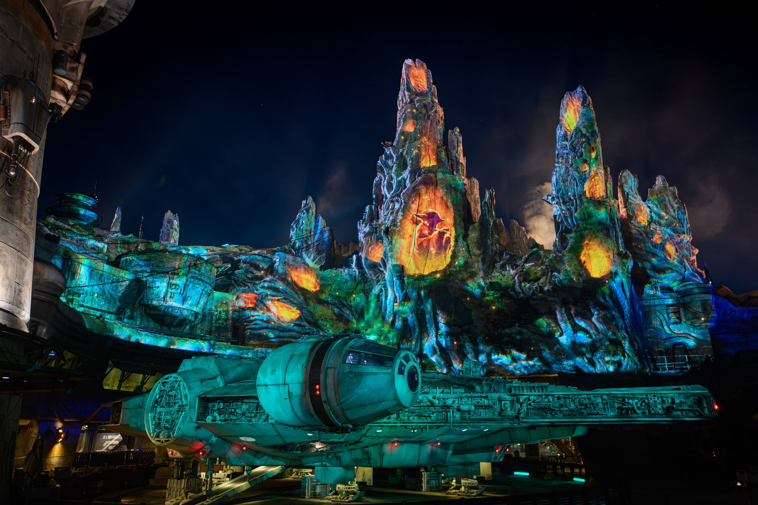 'Shadows of Memory: A Skywalker Saga' Projection Show