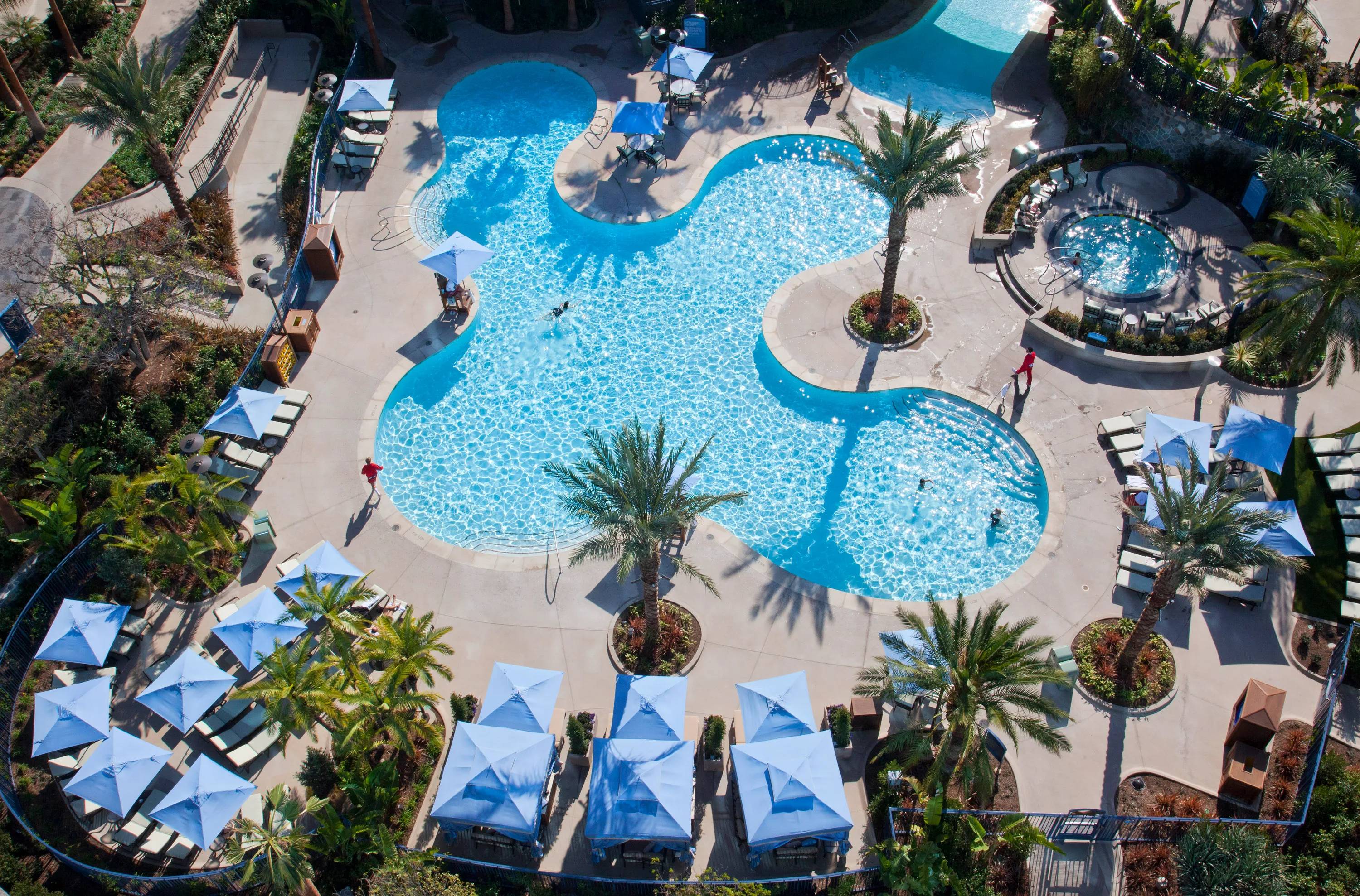 Disneyland Resort Hotel - photo 7 of 12