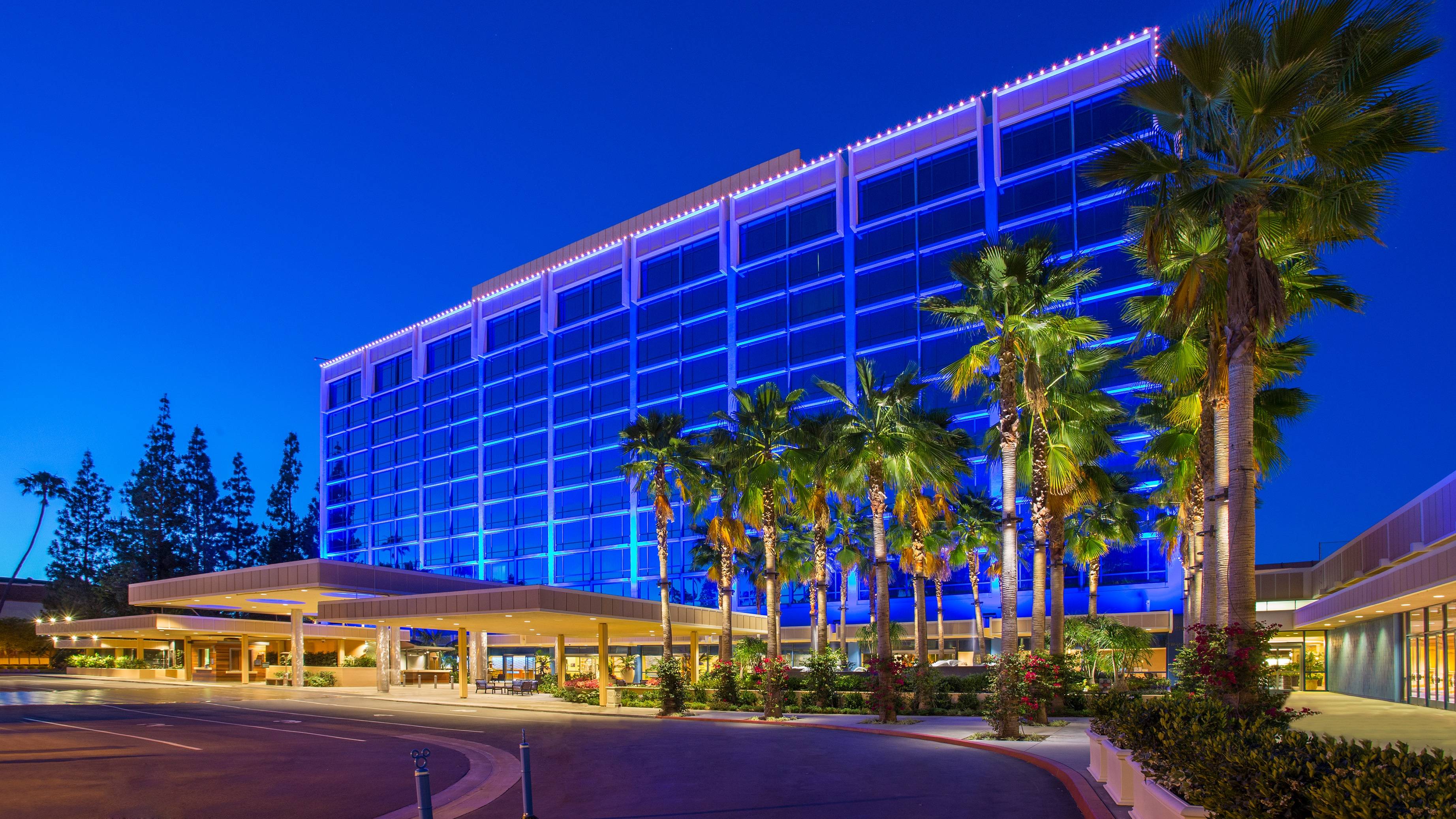 Disneyland Resort Hotel
