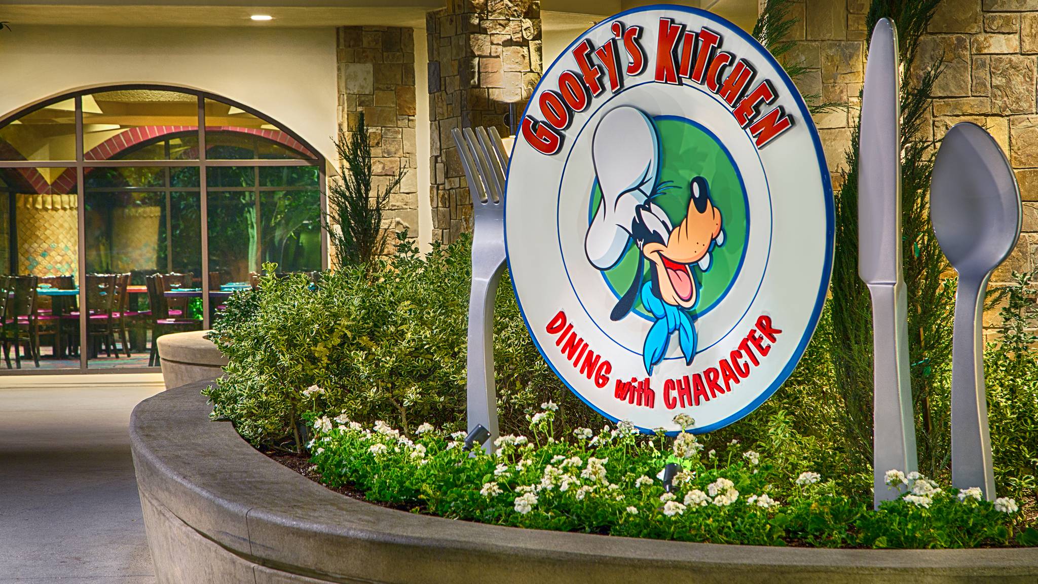 Disneyland Resort Hotel - photo 11 of 12