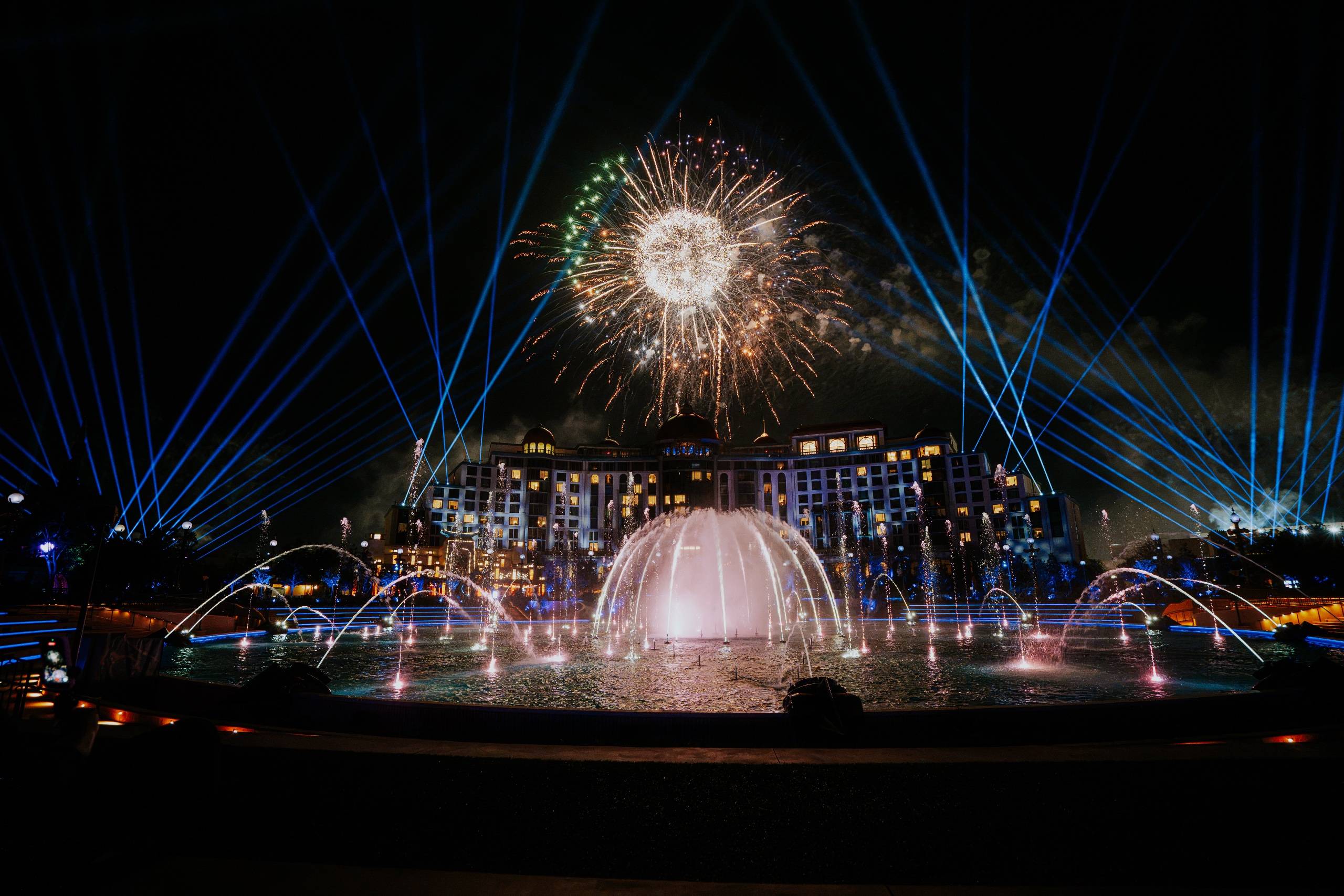 First Look: Universal Celestial Goodnight at Epic Universe