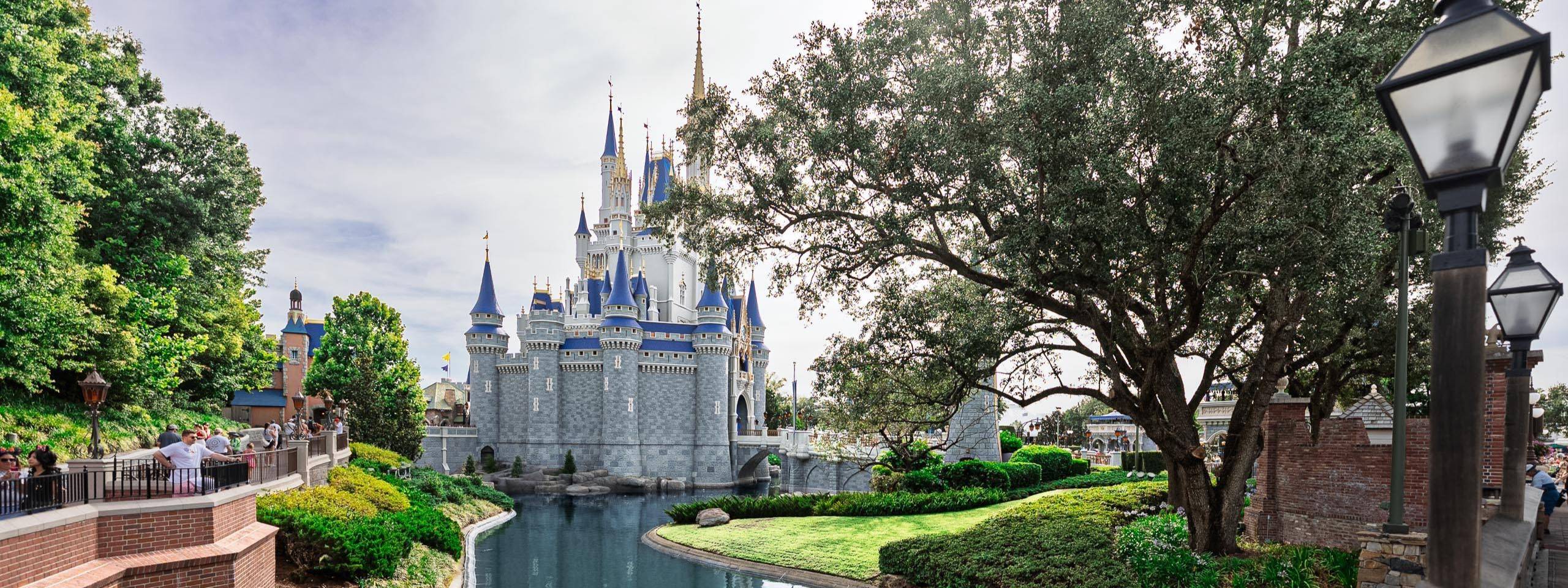 Cinderella Castle Moat Refilled as 2026 Repainting Project Completes at Magic Kingdom