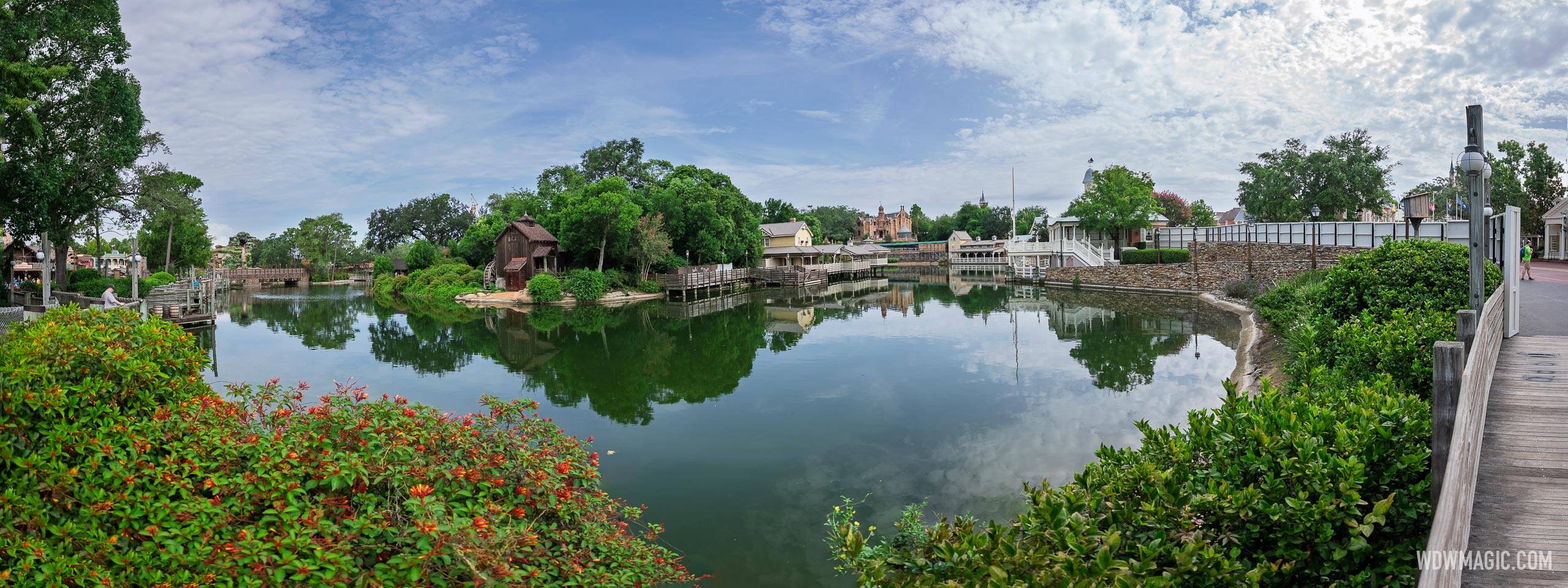 Construction Walls Expand and Water Level Drops at Rivers of America as Magic Kingdom Preps for Cars Addition