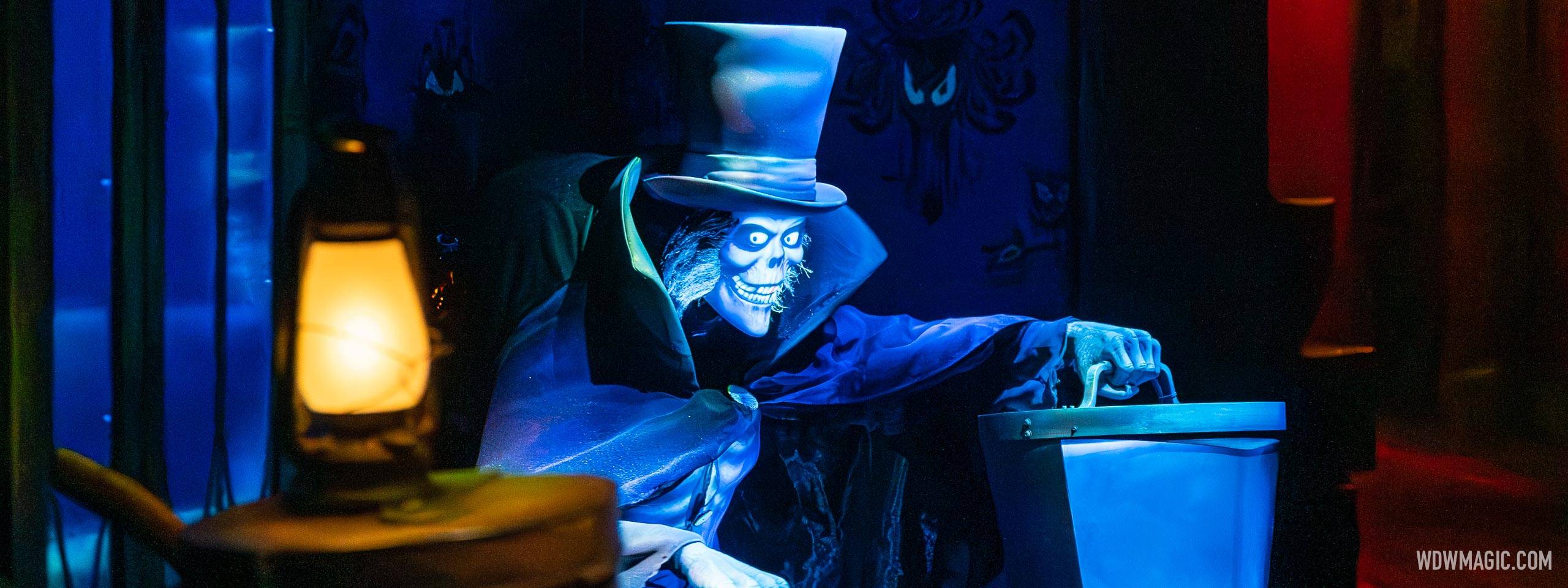 Iconic Hatbox Ghost materializes at Walt Disney World's Haunted Mansion
